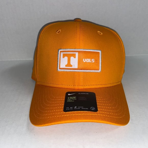 Nike Tennessee Volunteers Aerobill Sideline Hat Cap Swoosh Adjustable NEW - Picture 1 of 6